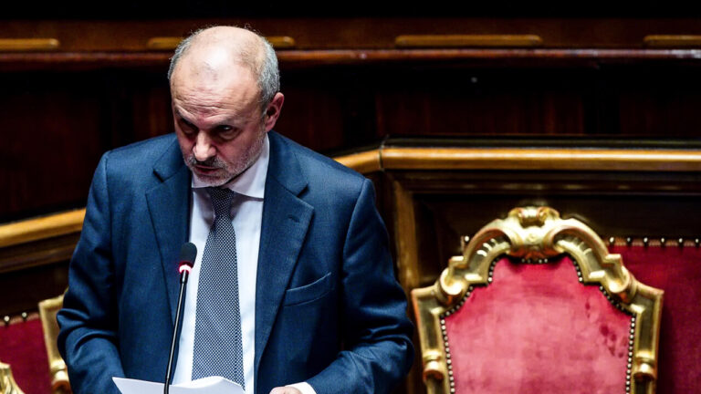 Neonato morto al Pertini, il ministro Schillaci: “Cambieremo il rooming in”